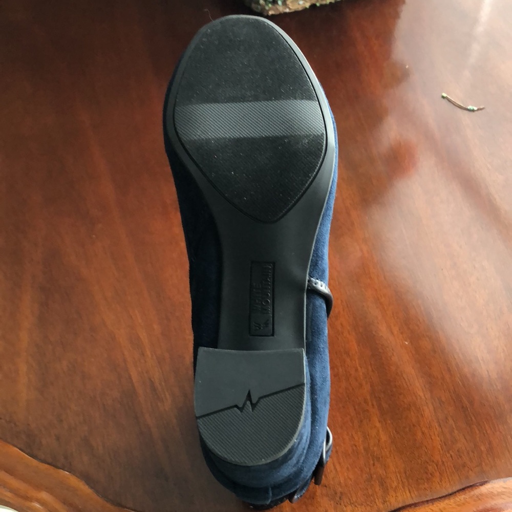 Boots - Picture 4 of 5
